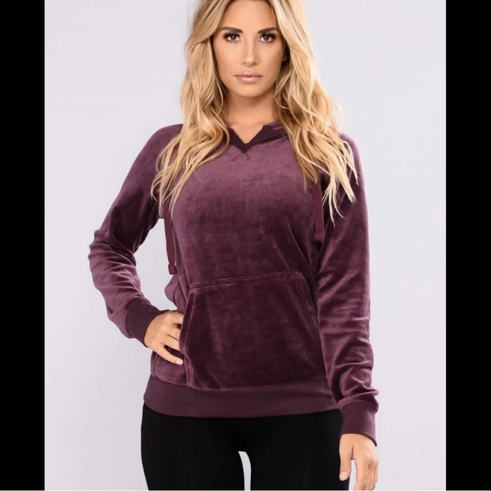 Women’s medium velour hoodie